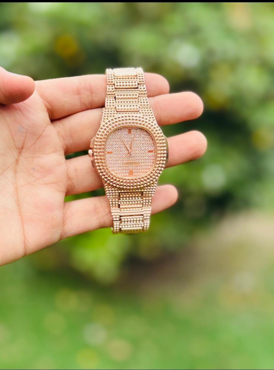 Mens Gold textured Chain Watch With Fold Clasp