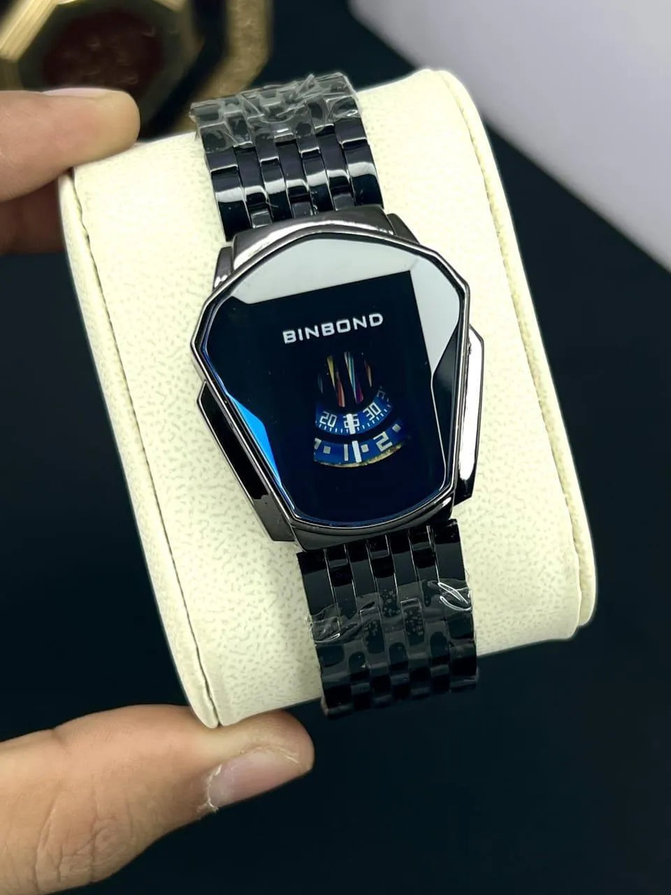 Chic Unisex Square Dial Watch with Chain