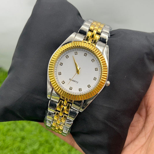 Royal Wrist Elegant Two-Tone Quartz Watch for Men
