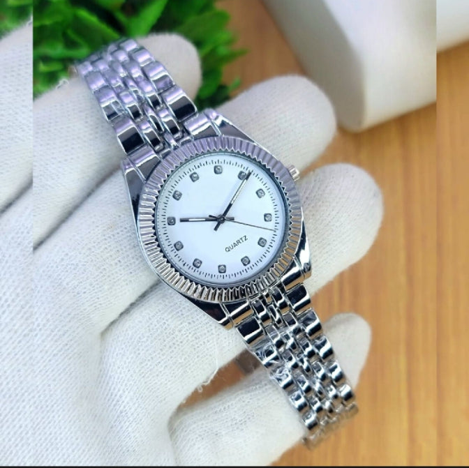 Royal Wrist Elegant Two-Tone Quartz Watch for Men